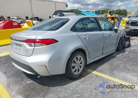 2021 Toyota Corolla Le z USA, uszkodzony, nr VIN 5YFEPMAE3MP166799